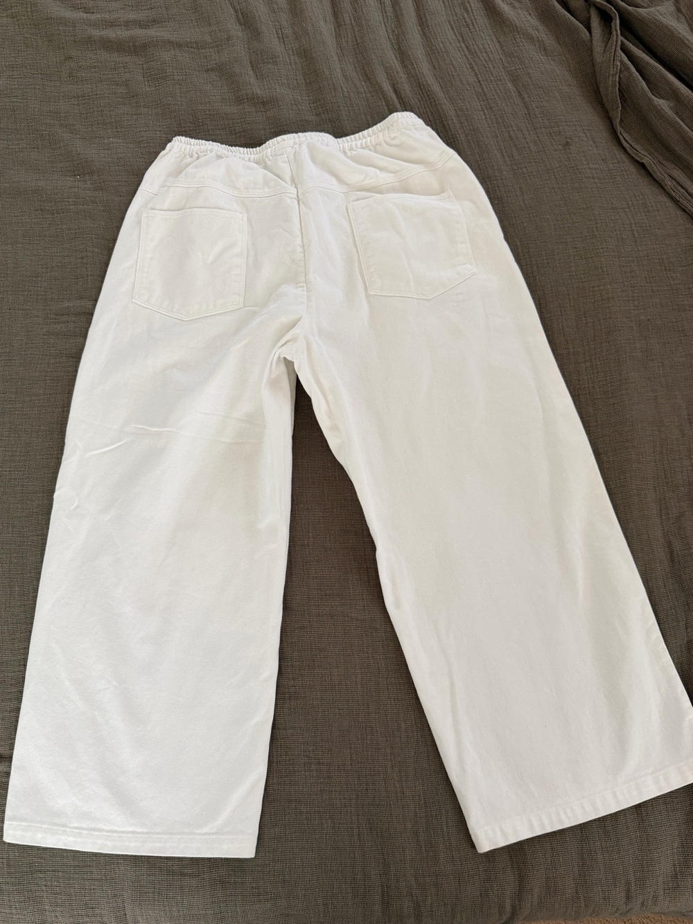 Square Pocket Straight-Leg Pants — White - Picture 6 of 9
